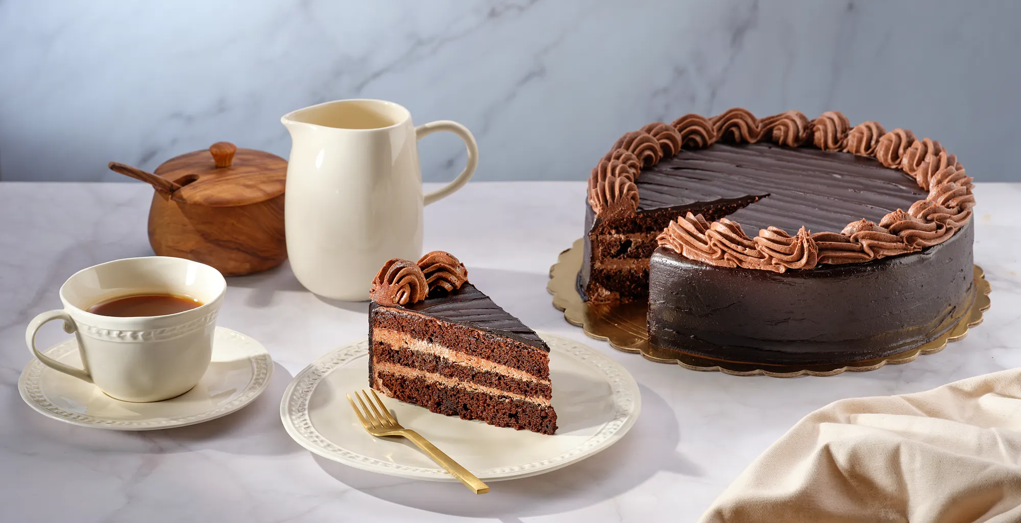Goldenharvest Food Cakes — commercial food photography by Stephen Galea, Malta